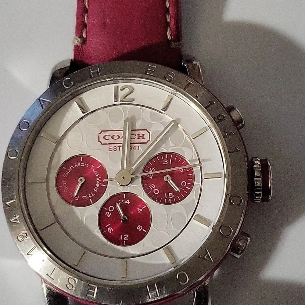 Coach Watch - Picture 3 of 6